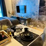 Luxury Near Pulpit Rock & Parking Fast Wifi דירה *