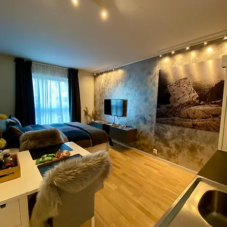 Modern - Fast Wifi - Free Parking - 19km To Pulpit Rock - Experience A Cozy Getaway