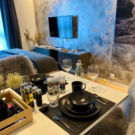 Апартаменты Luxury Studio Near Pulpit Rock & Parking Fast Wifi